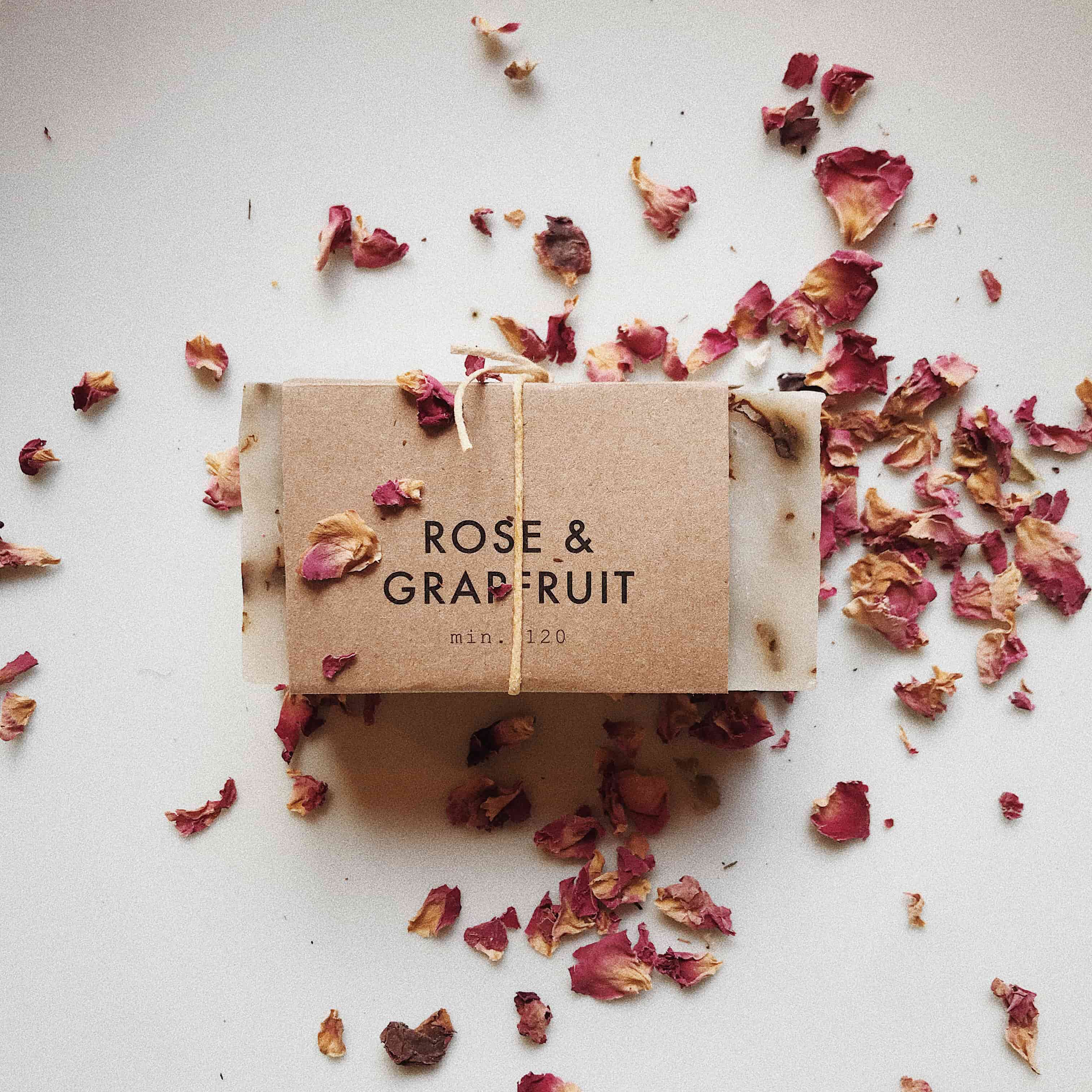 Très Nagual Rose & Grapefruit Soap